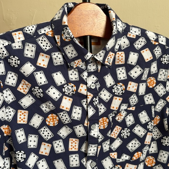 Original Penguin by Munsingwear Men’s Button Down Cards Poker Chips Size Medium - Picture 2 of 11